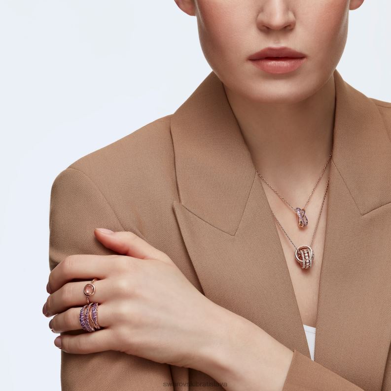 ďalej prívesok prepletené kruhy, biele, pozlátené ružovým zlatom B8ZNT197 Swarovski šperky
