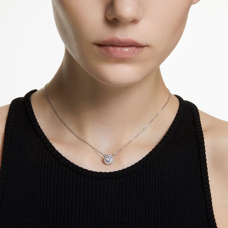 prívesok constella kruhový rez, dlažba, biela, rhodiovaná B8ZNT187 Swarovski šperky